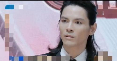 为了吃瓜进了娱乐圈